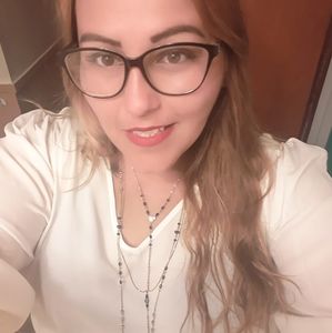 Meet your Posher, Isabela